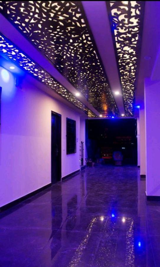 Flying Penguin Hostel Rishīkesh Εξωτερικό φωτογραφία